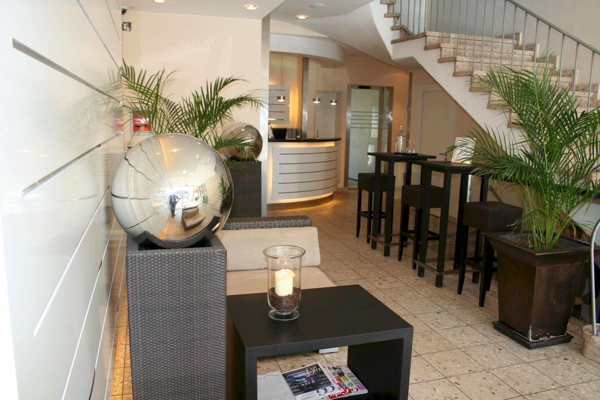 Thomas Hotel Spa & Lifestyle Хузум Экстерьер фото