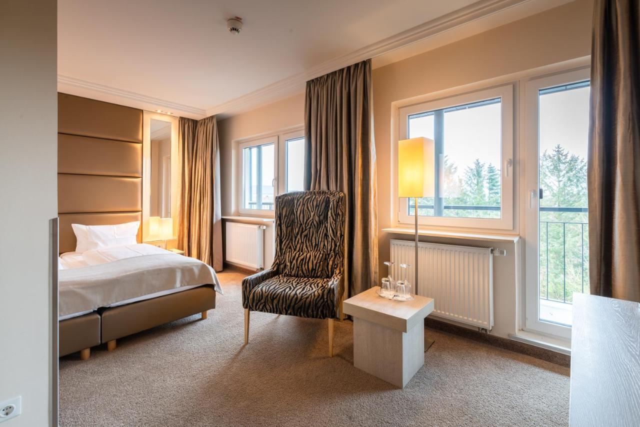 Thomas Hotel Spa & Lifestyle Хузум Экстерьер фото